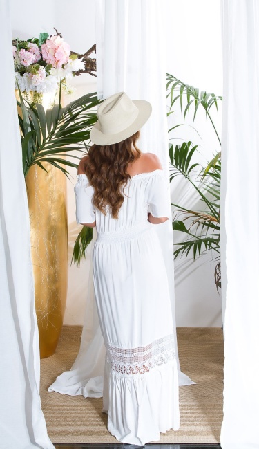 Musthave Maxi Dress off-shoulder White